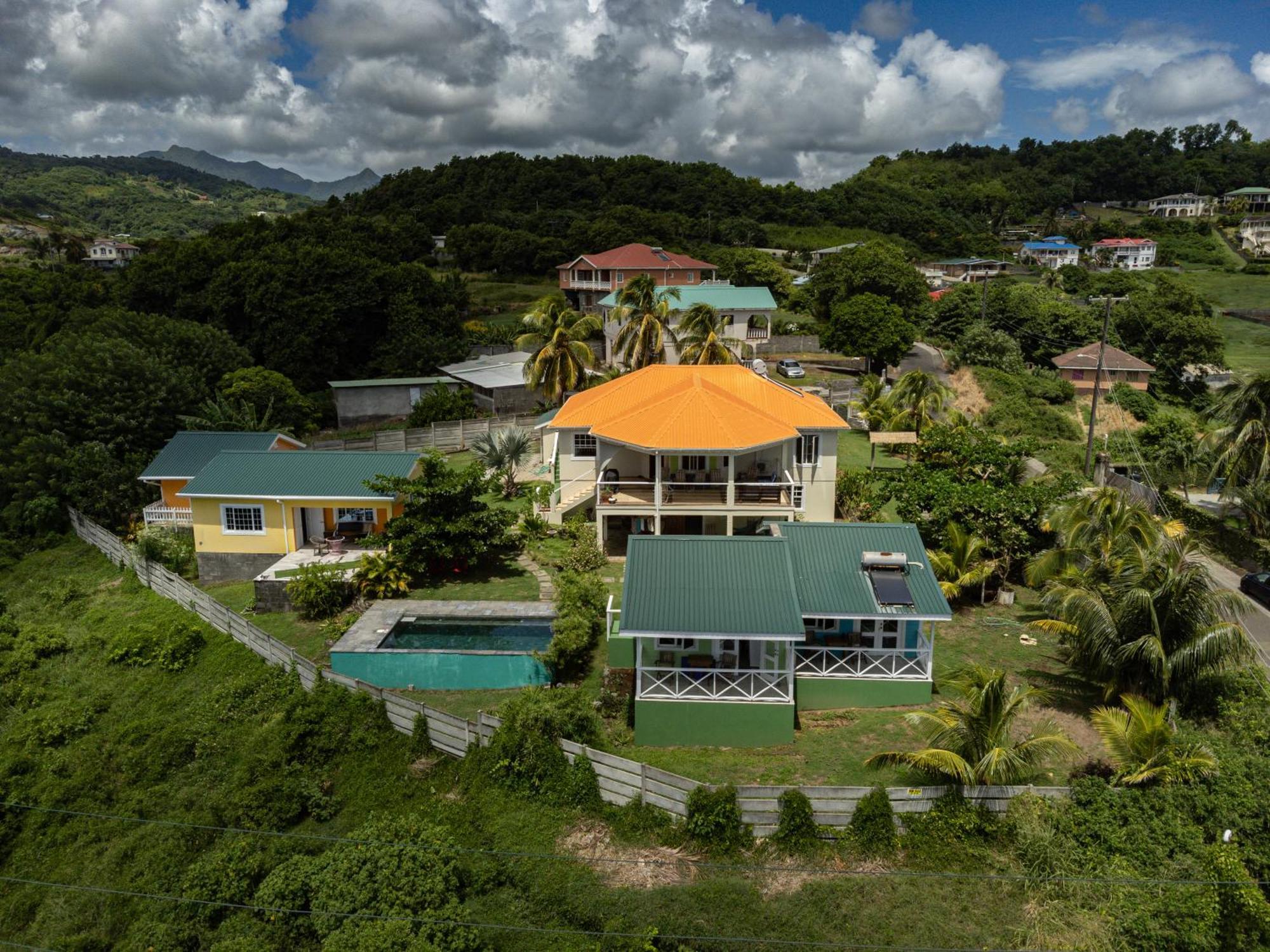 Brighton Village Studio Blu At Waves Villa Guesthouse المظهر الخارجي الصورة