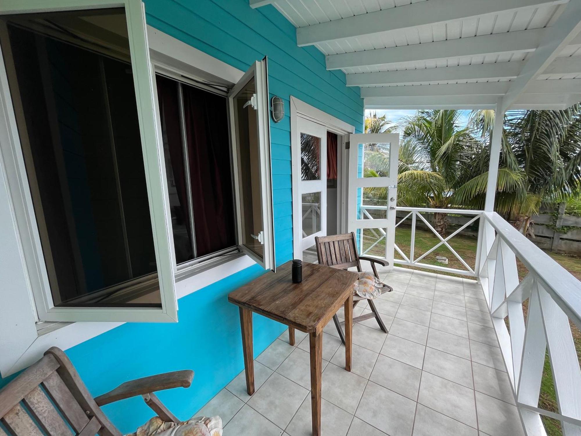 Brighton Village Studio Blu At Waves Villa Guesthouse المظهر الخارجي الصورة
